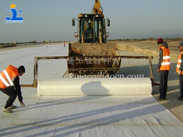 聚丙烯編織土工布